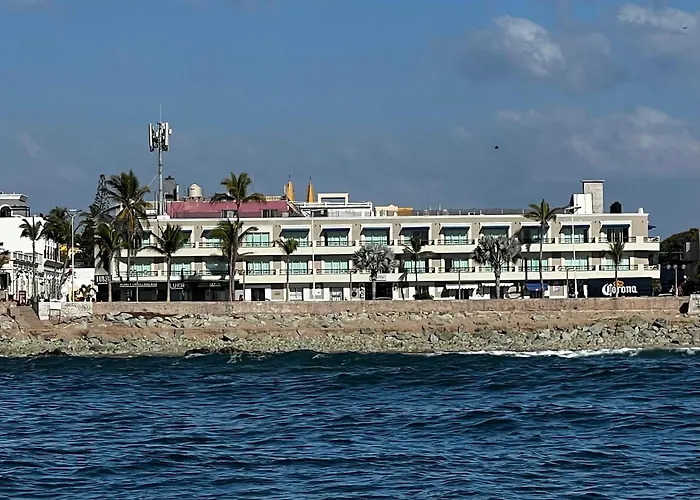 La Siesta MalecónHotel Playa Mazatlan